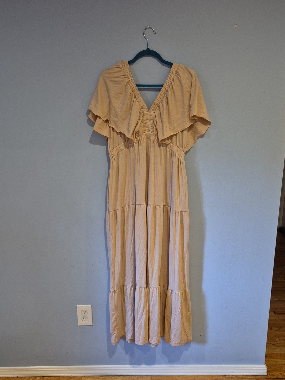 Women's Cream Tiered Maxi Dress with Ruffle V-Neck